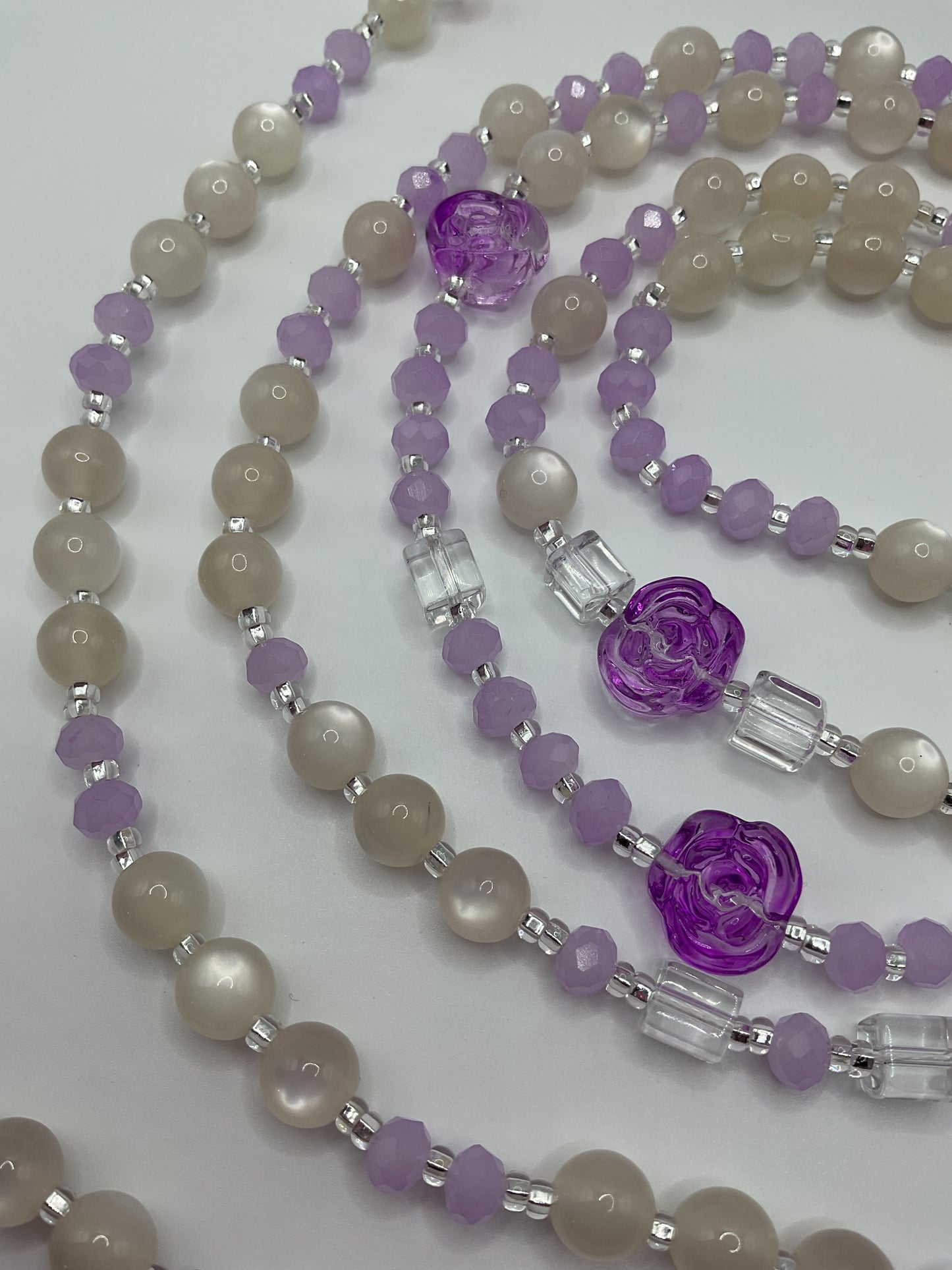 Colors change waist beads