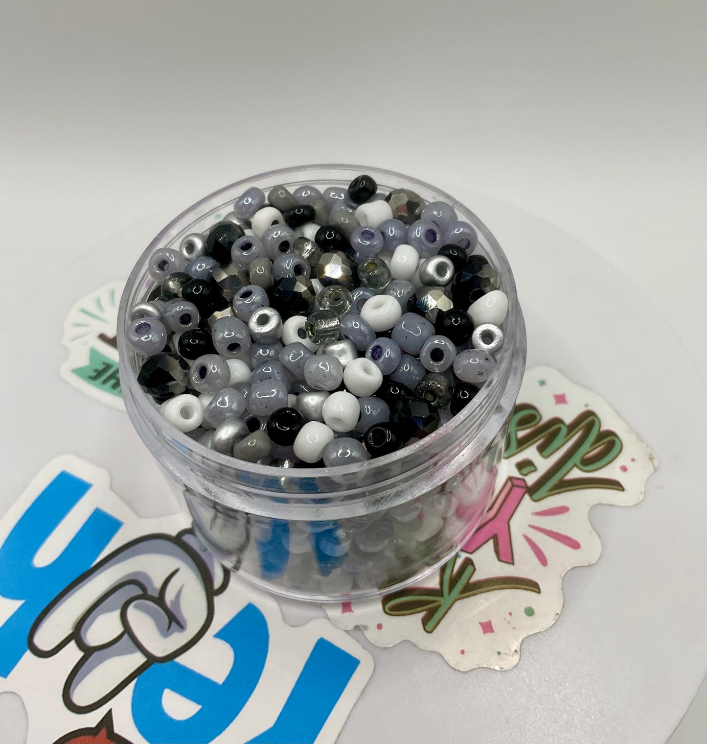 Mixed beads