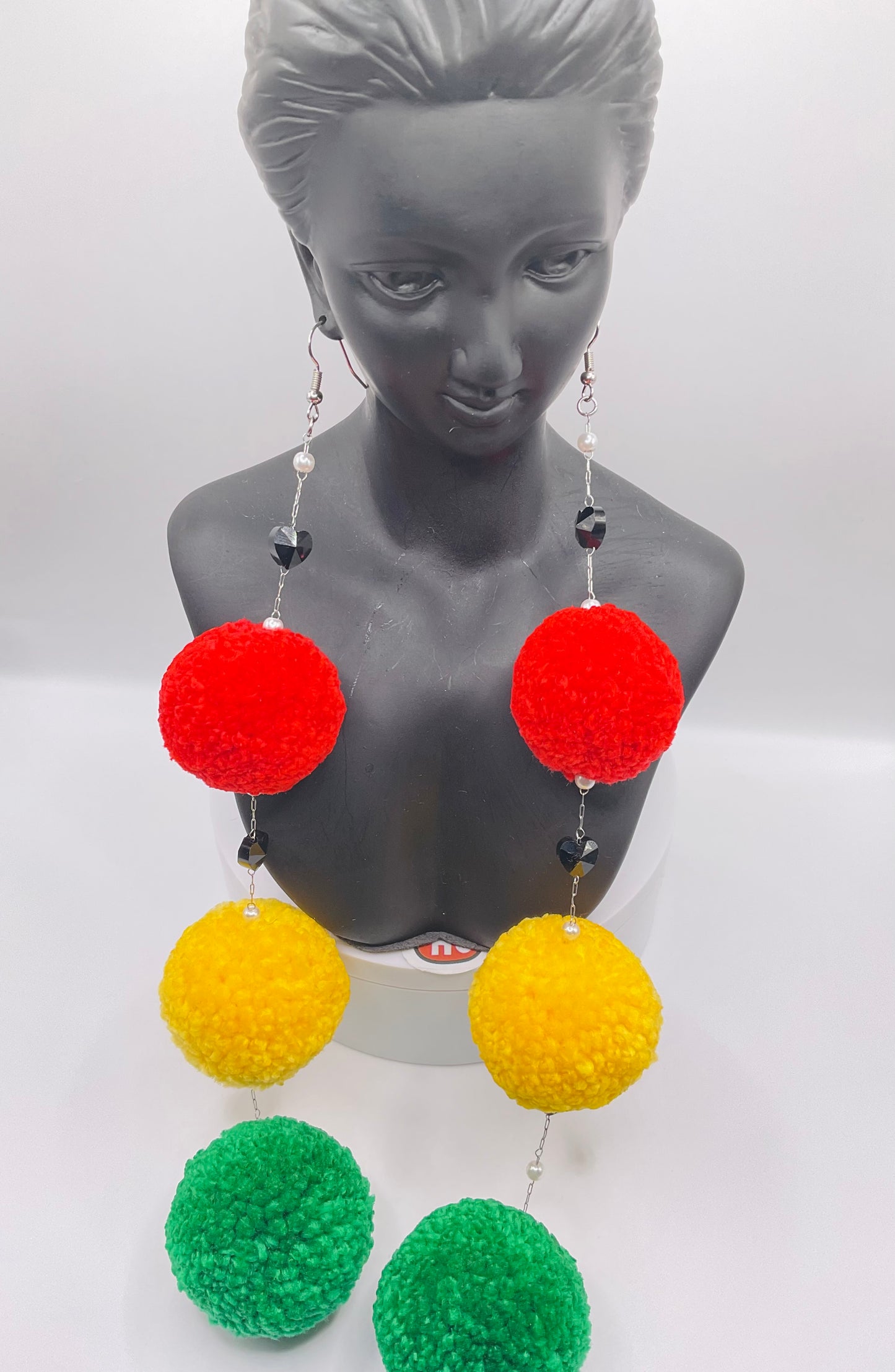 Pom Pom earrings