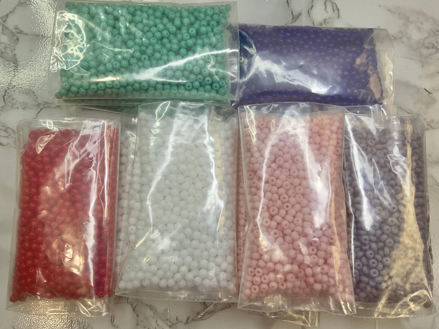 Round seed beads for jewelry making