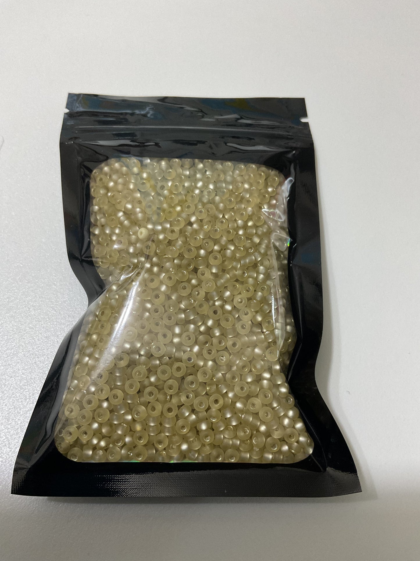 High quality 100g glass seeds beads 8/0